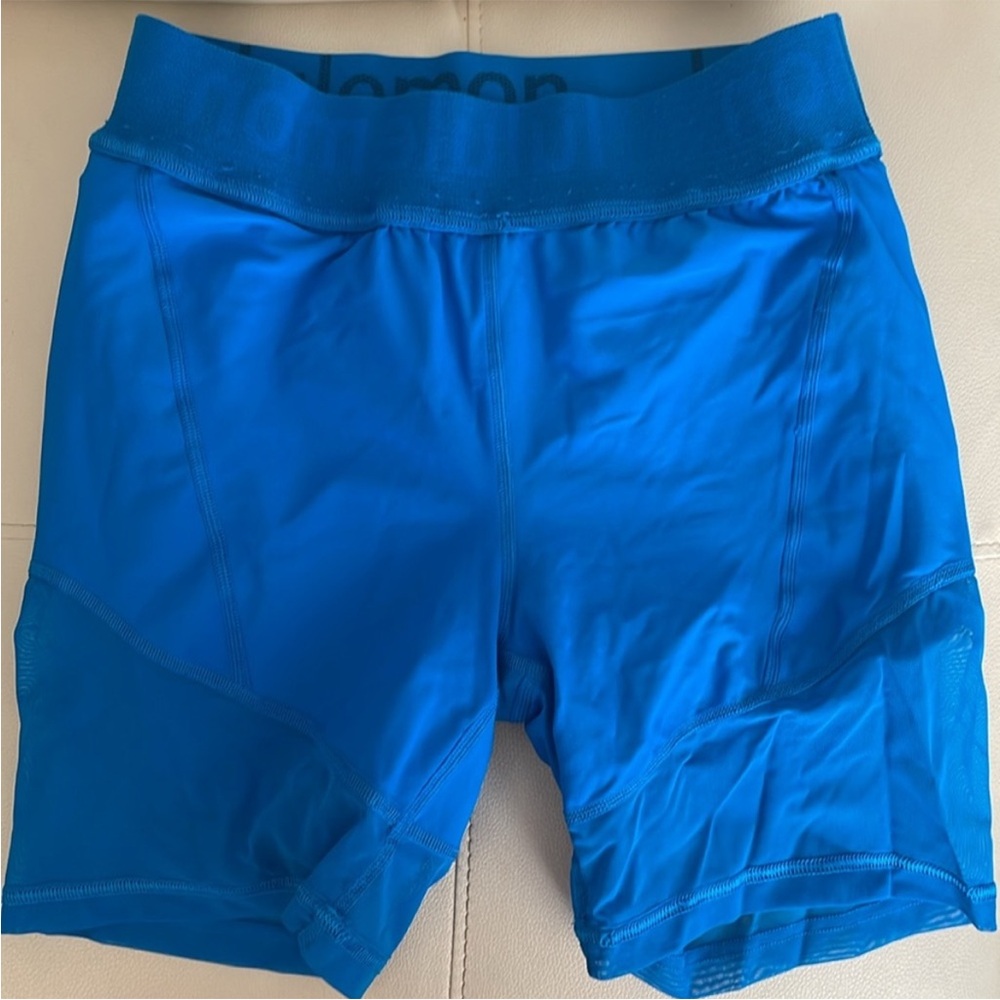 Lululemon Logo Waistband High-Rise Training Short - size 6 - Picture 9 of 13